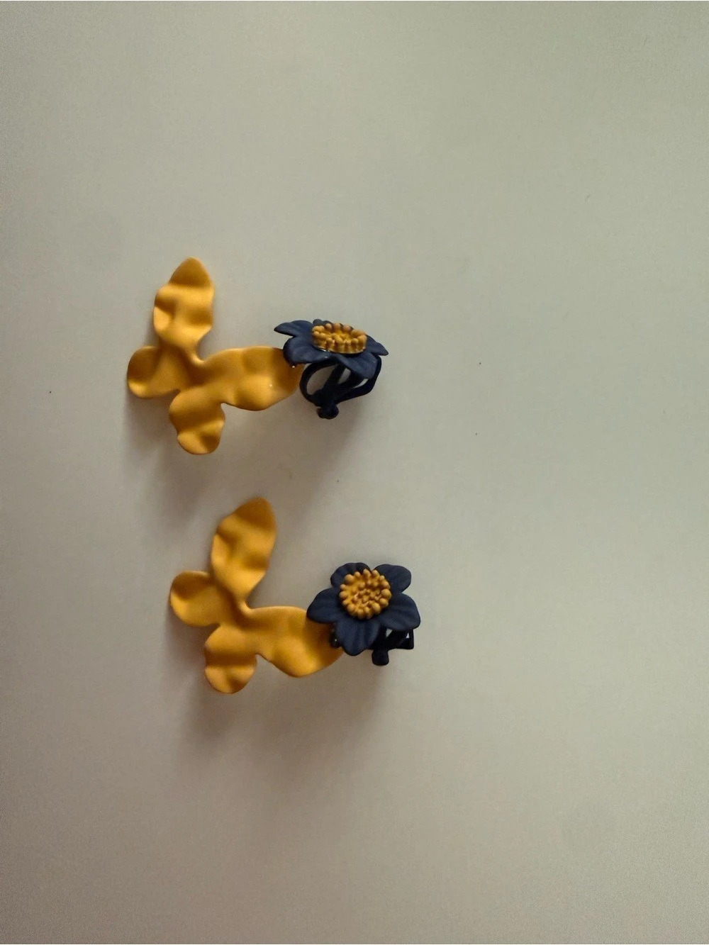 Gold & Black Flower Earrings
